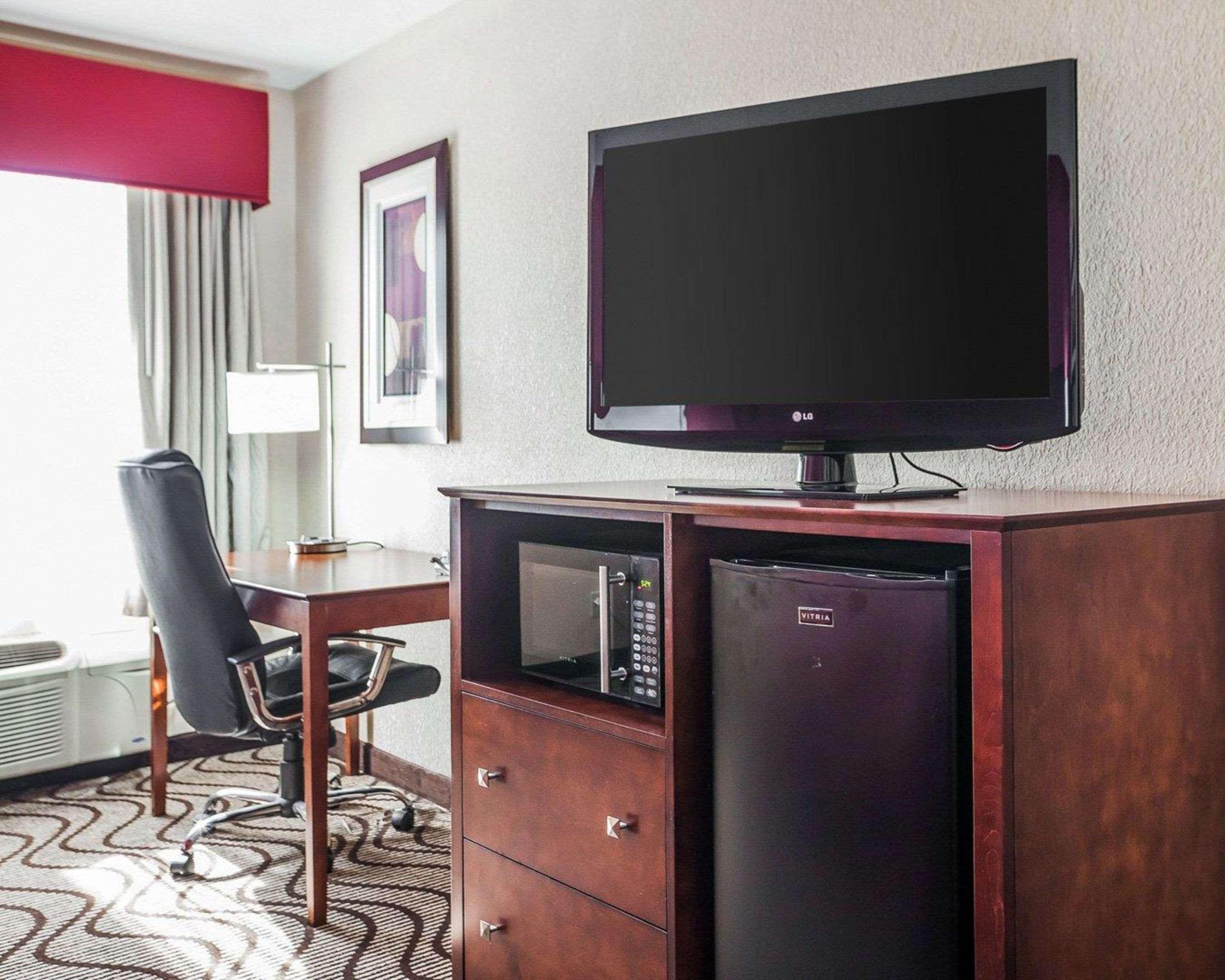 Quality Inn & Suites Altoona - Des Moines Exteriör bild