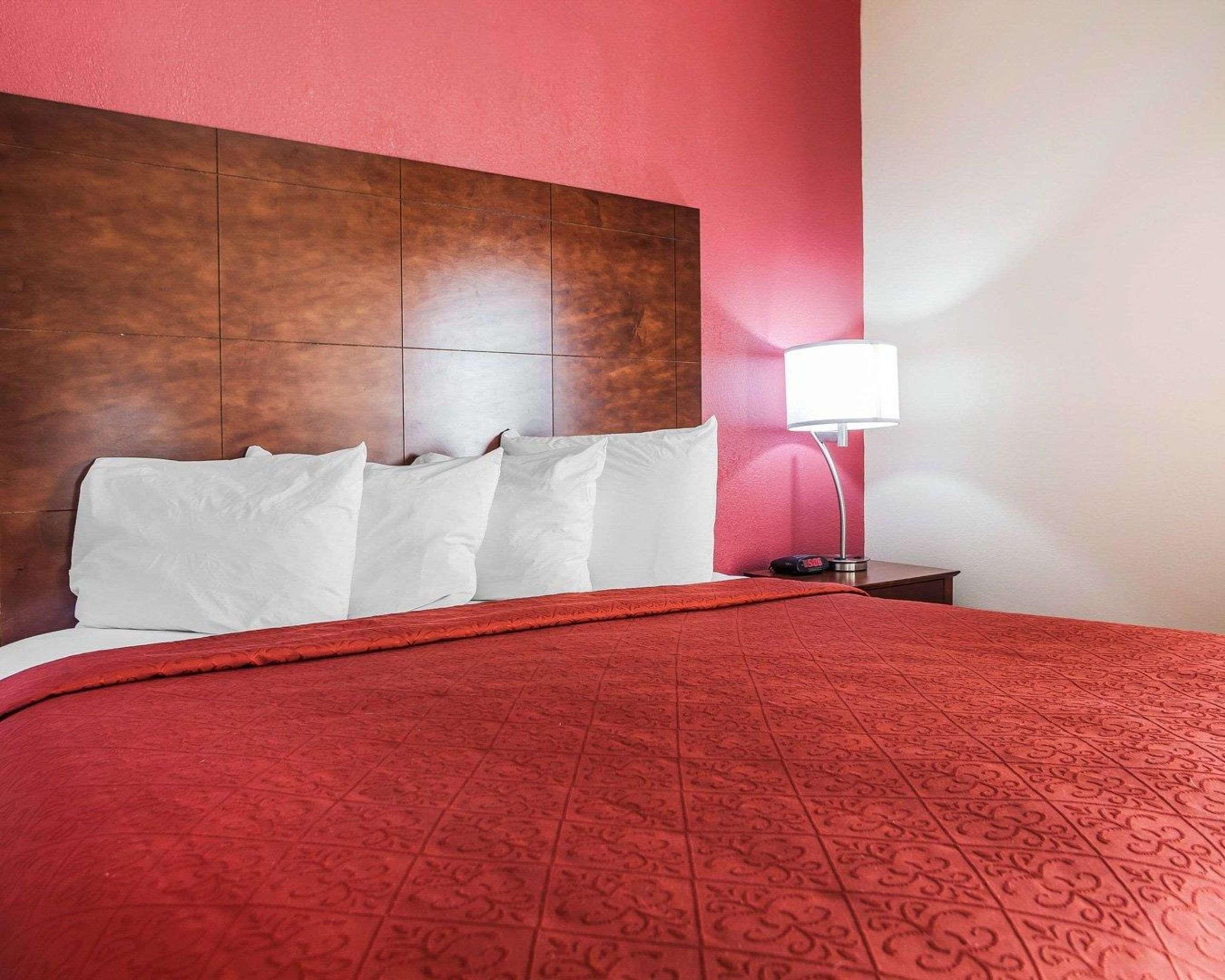 Quality Inn & Suites Altoona - Des Moines Exteriör bild