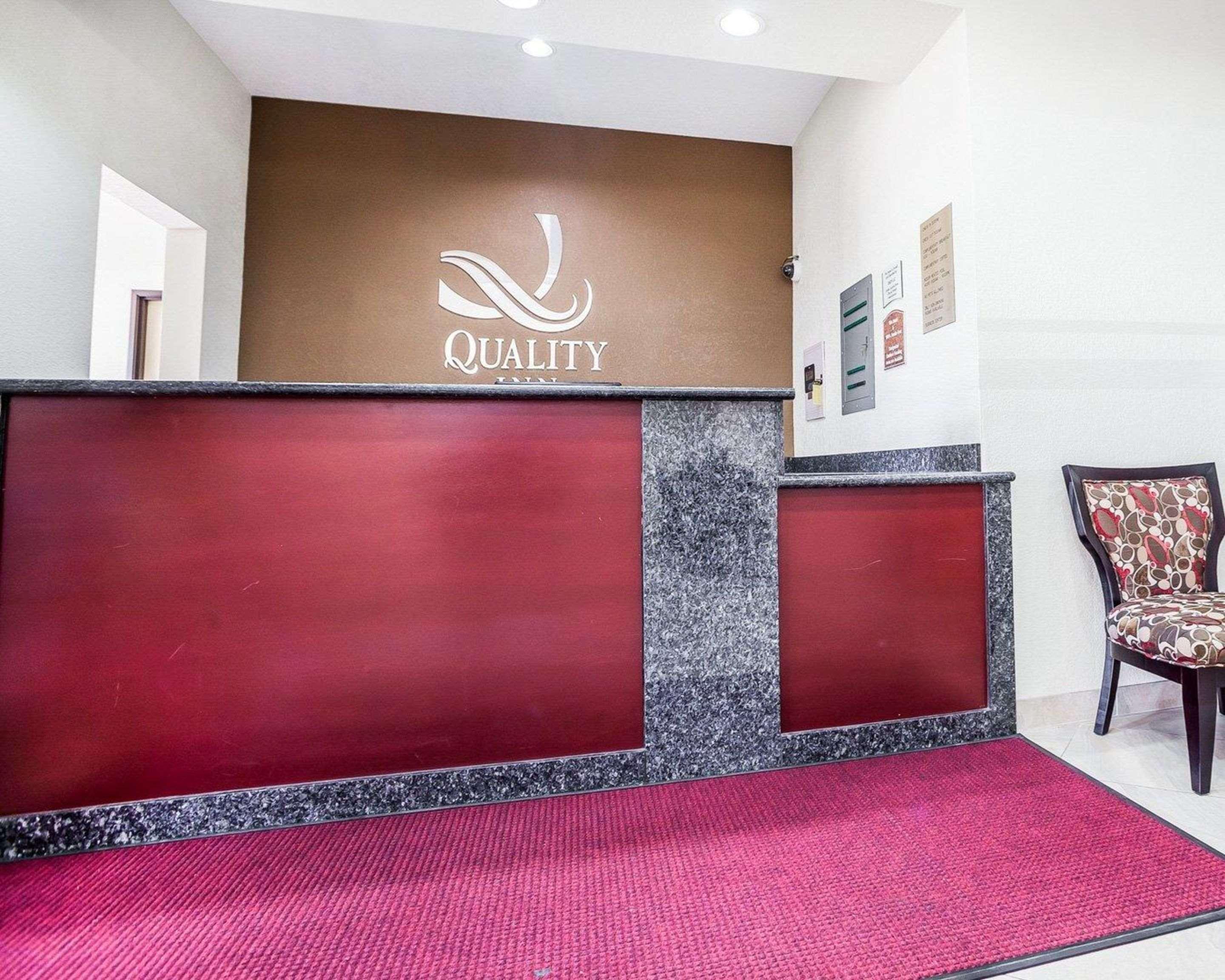 Quality Inn & Suites Altoona - Des Moines Exteriör bild