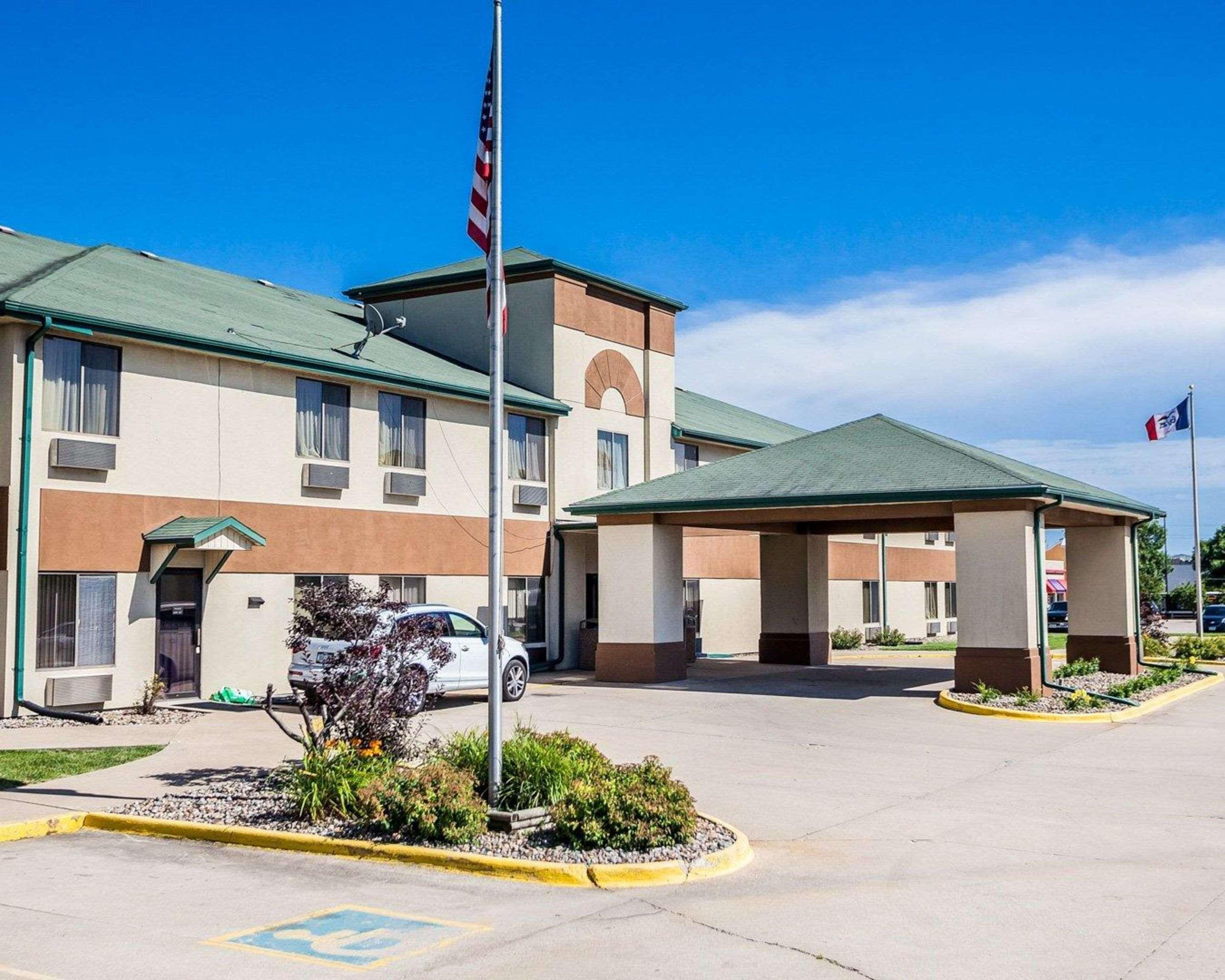 Quality Inn & Suites Altoona - Des Moines Exteriör bild